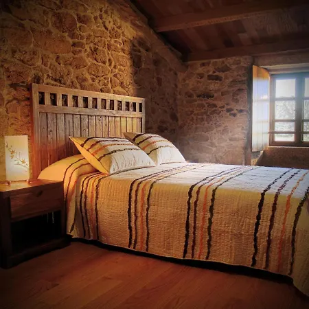 ファームステイ Arqueixal Ecoagroturismo